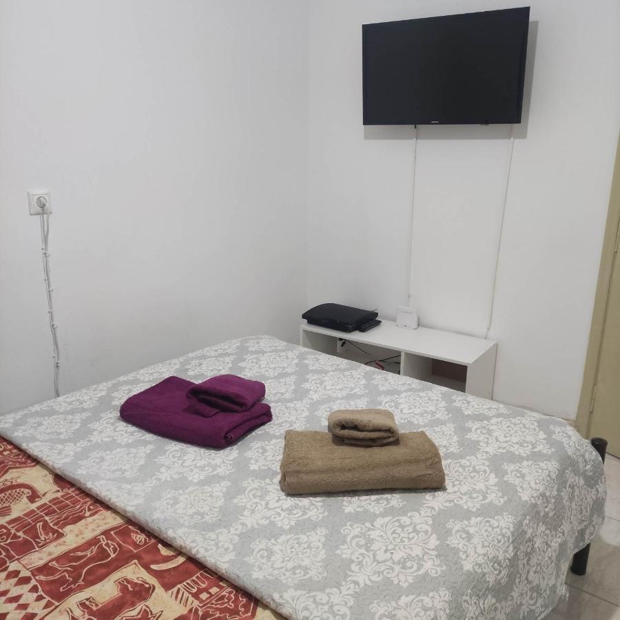 Daire Small And Comfortable Vathi